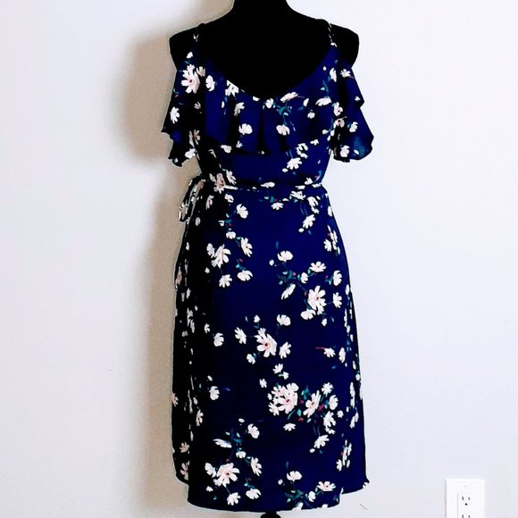 Floral Print Off the Shoulder Wrap Dress Size L - Picture 2 of 4